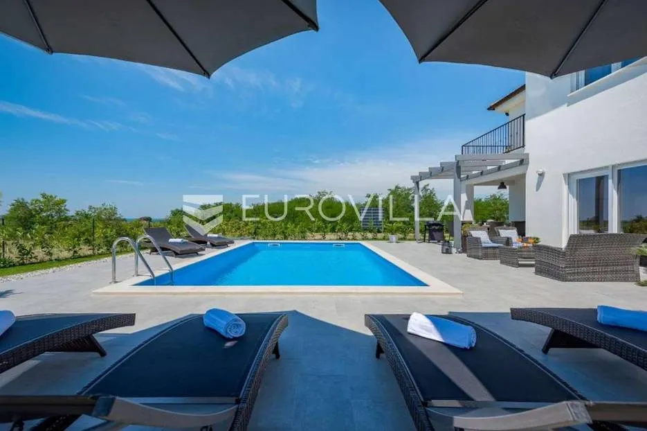 poreč, kvalitetna niskoenergetska vila smještena nadomak poreča - slika 23