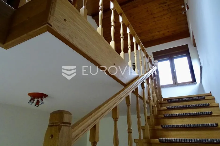brod moravice, veliko imanje površine 19.448 m² - slika 22