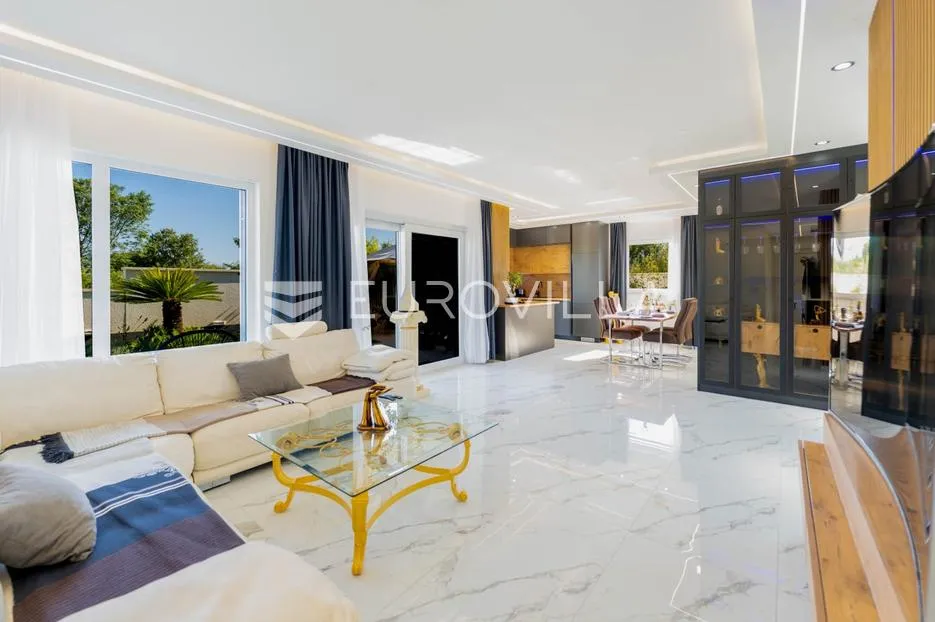 istra, medulin, moderna elegantna vila 200 m² blizu mora i plaža - slika 50