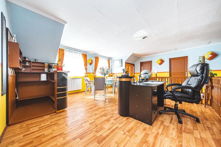 donja pušća, elegantna obiteljska kuća, 396 m2 brp - slika 34