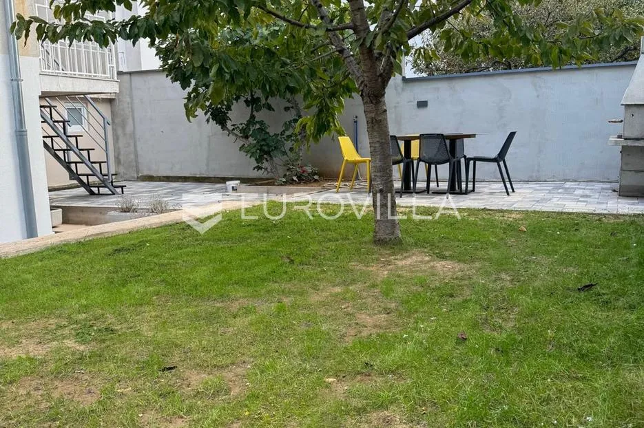 zadar, borik, kuća u nizu s 5 stambenih jedinica - slika 25