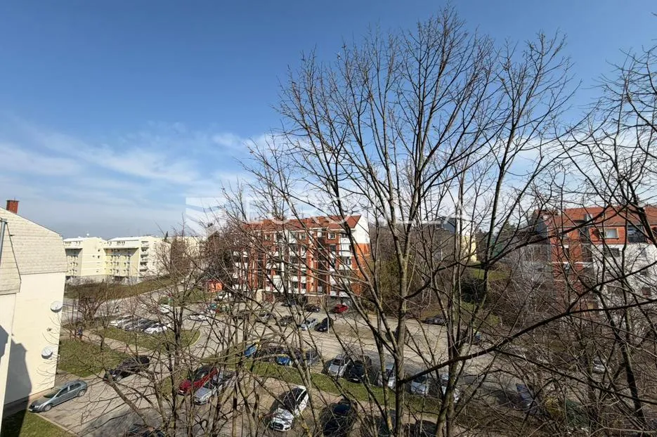 đakovo, centar, lijepo renoviran trosoban stan - slika 15