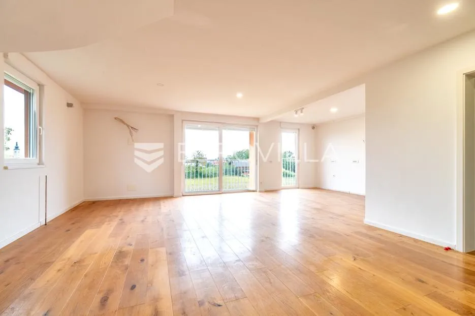 Zagreb, Odra, dvoetažni četverosobni stan 190 m2 - Odra, Zagreb