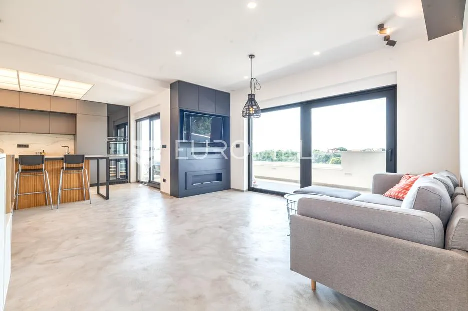 Zagreb, Maksimir, Remete, luksuzan četverosoban penthouse 150 m² garaža parking