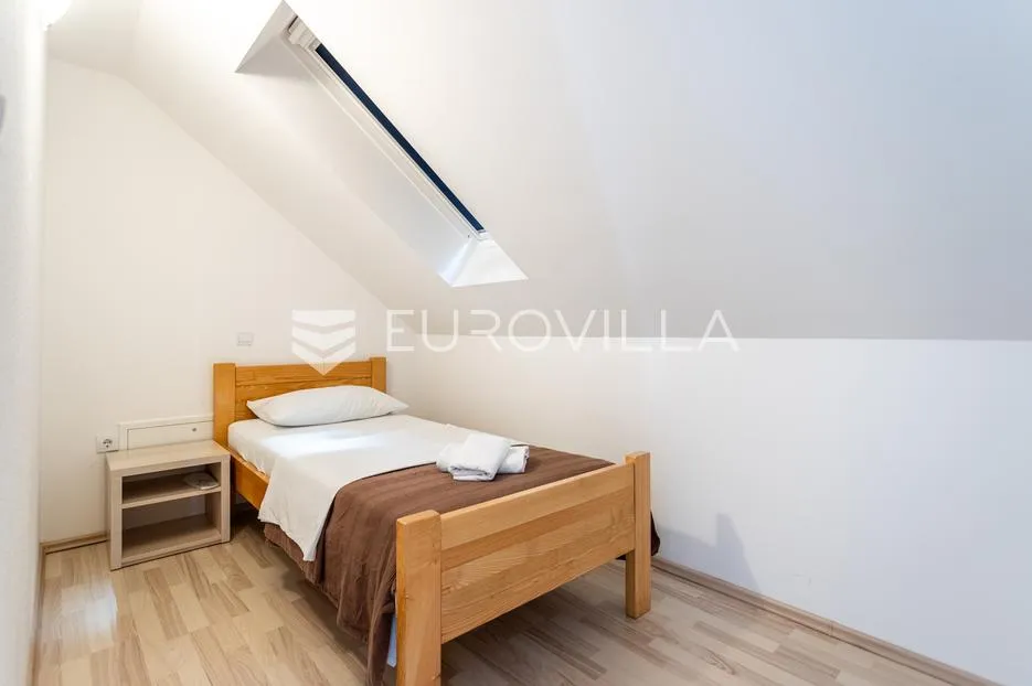 brač, bol, manji obiteljski hotel s restoranom, 1.000 m² - slika 17