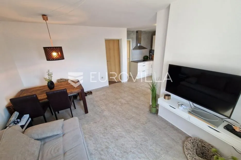 vir, apartman u prizemlju s terasom i vrtom - slika 18