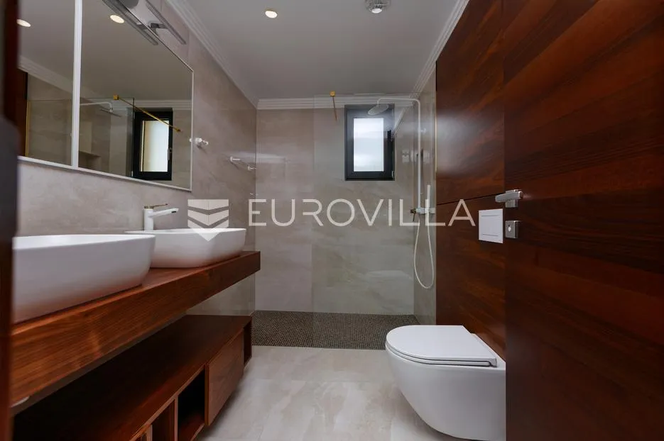 malinska dubašnica, 152,57 m² trosobni luksuzan stan s boravkom i bazenom - slika 17