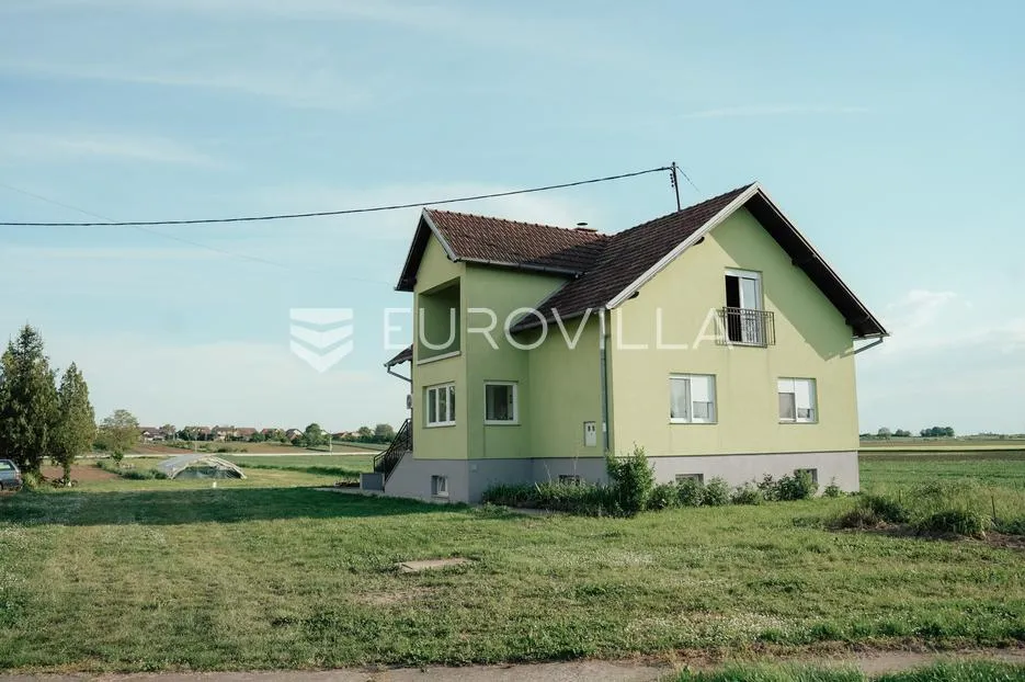 nuštar, prostrana obiteljska kuća 280 m², na zemljištu od 5684 m² - slika 4
