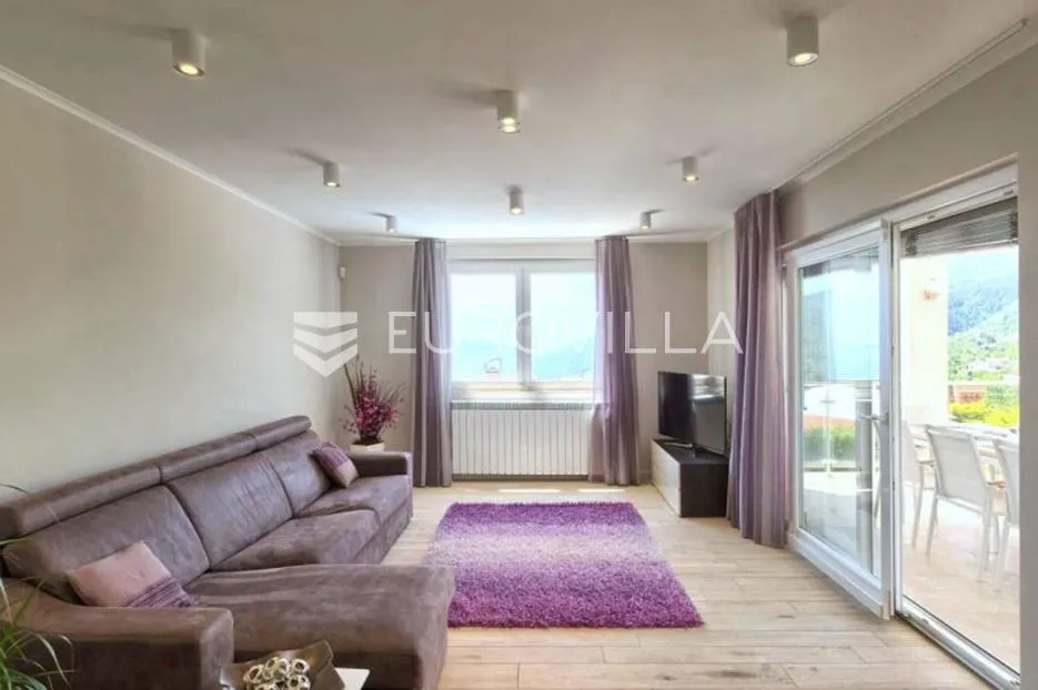 ičići, poljane, elegantna vila s panoramskim pogledom 275 m2, bazen, garaža - slika 14