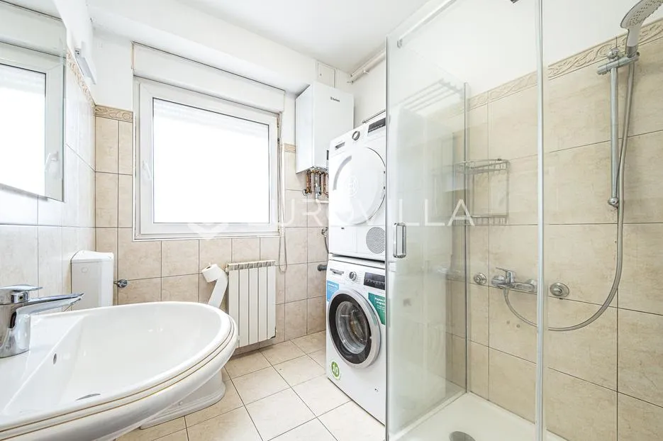 zagreb, mlinovi, prekrasan četverosoban stan, neto površine 95 m² - slika 12