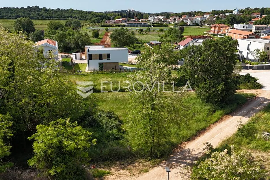 istra - funtana - građevinsko zemljište 1078 m², 900 m od mora - slika 2
