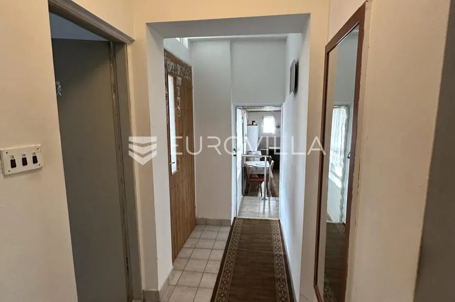 vukovar, borovo naselje, kuća 90 m² dodatni stambeni prostor, okućnica 663 m² - slika 4