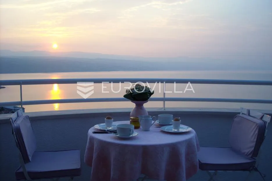opatija, četverosobni dvoetažni penthouse s panoramskim pogledom na more - slika 7