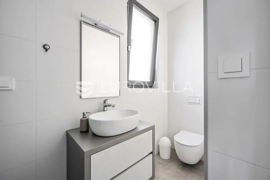 šibenik, žaborić, moderna villa s bazenom - slika 25
