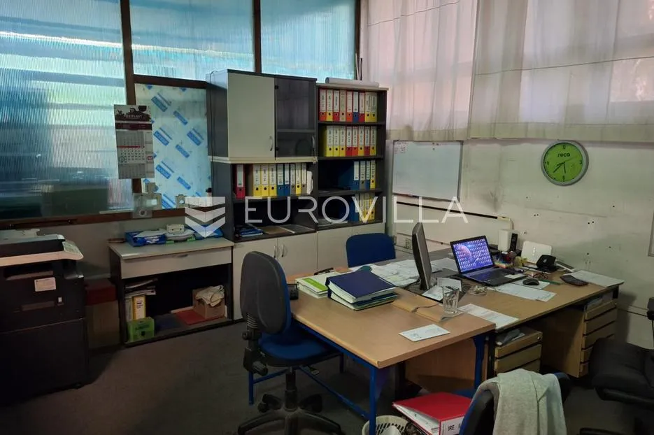 karlovac, centar, poslovni prostor 1100 m2, skladište - proizvodnja - slika 3