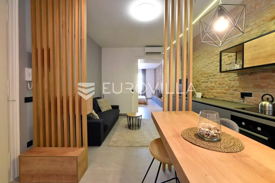 zagreb, centar, trg bana jelačića, uređeni dvosobni stan 45 m² - slika 5