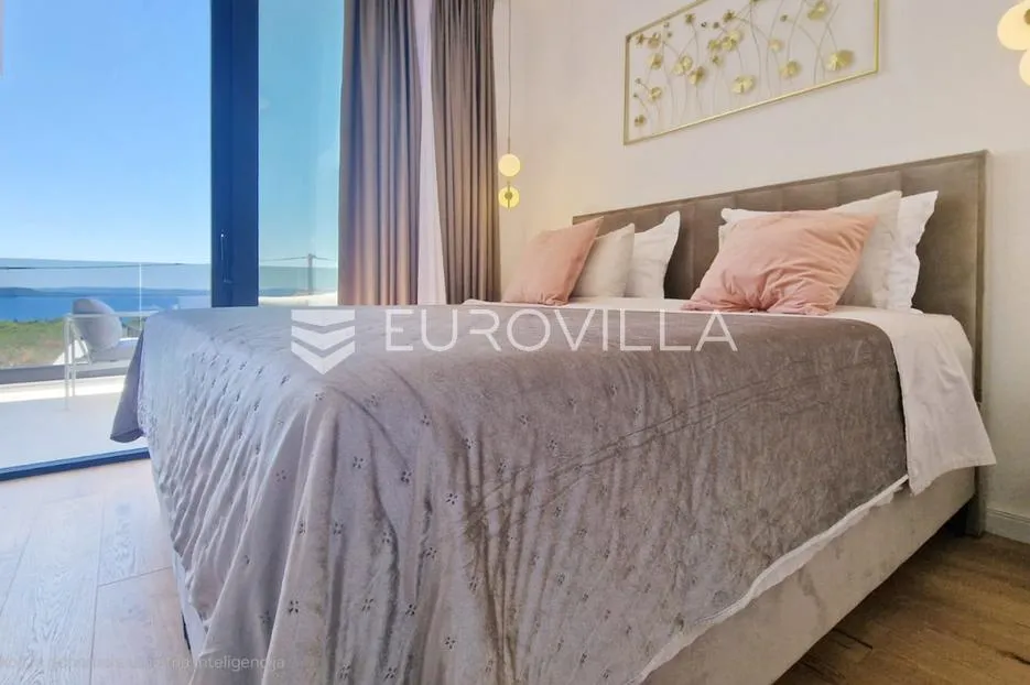 zadar, kožino, moderna vila s bazenom i pogledom na more - slika 14