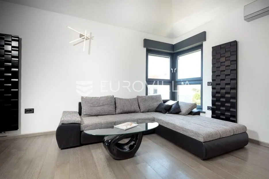 pula, dolinka, luksuzan trosoban stan 129 m², novogradnja, blizina mora i centra - slika 23