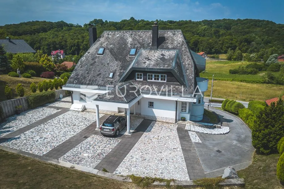 donja pušća, jedinstvena obiteljska villa, parcela 5000 m² - slika 52