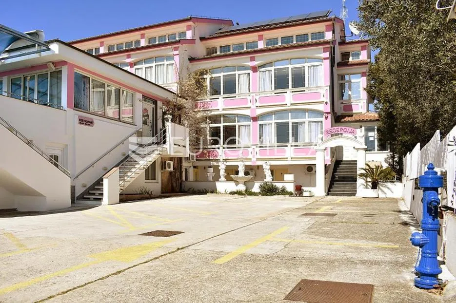 zadar, diklo, hotel i restoran prvi red uz more - slika 4