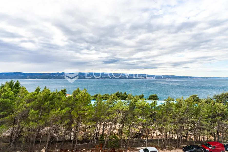 omiš, dvosoban stan na četvrtom katu s panoramskim pogledom na more i grad, 86 m² - slika 4
