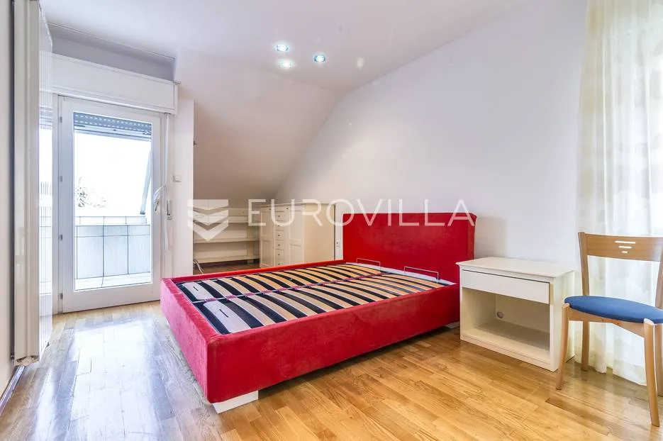 zagreb, šestine, najam luksuzna vila na tri etaže površine 500m2 s perivojem - slika 11