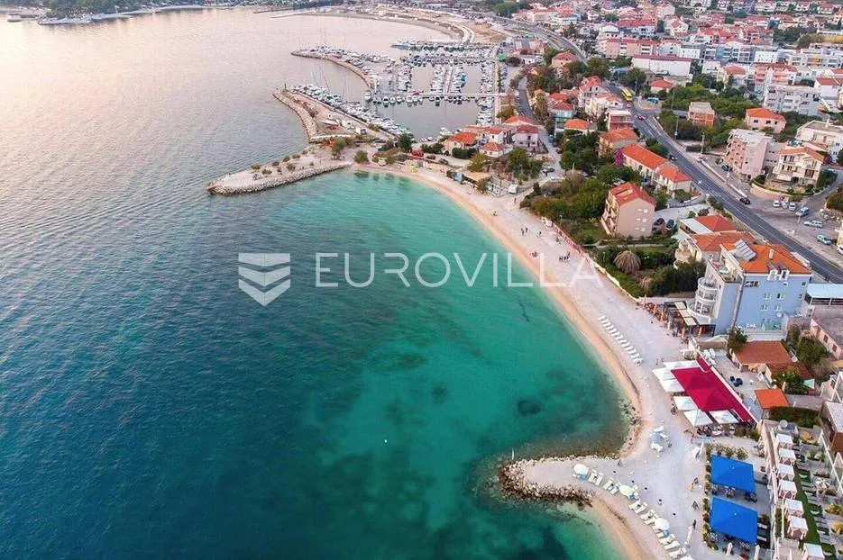 podstrana, dvosoban stan za najam u blizini plaže - slika 14