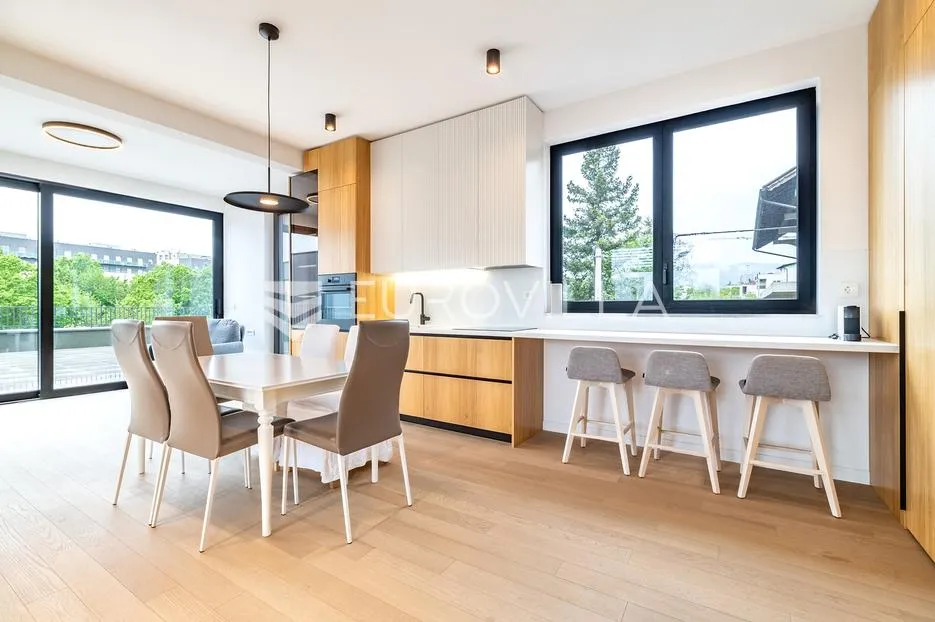 zagreb, srebrnjak, luksuzan trosoban penthouse s garažom novogradnja - slika 3