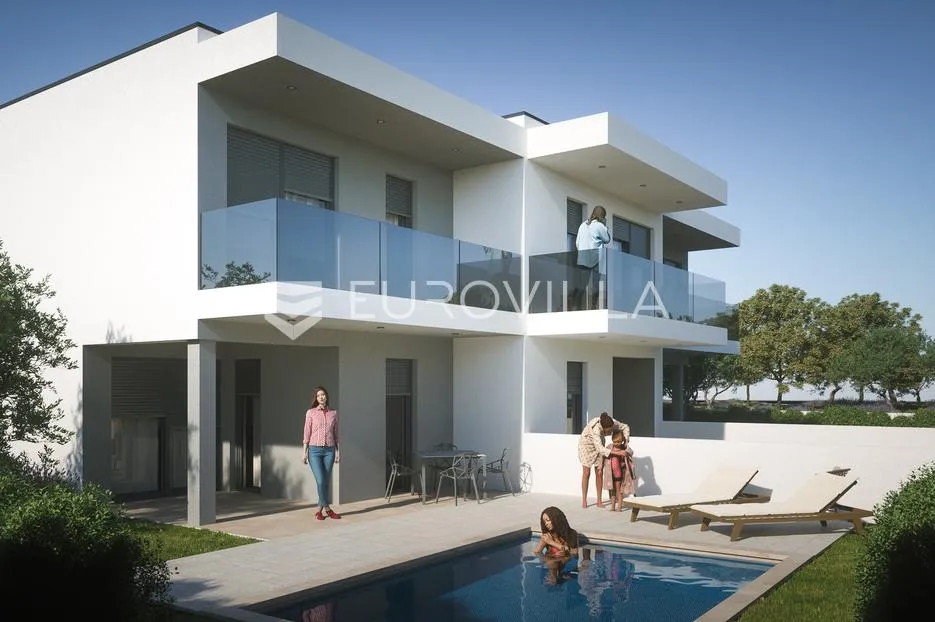 zadar, vrsi, lijepa kuća u nizu s vrtom i bazenom - slika 3