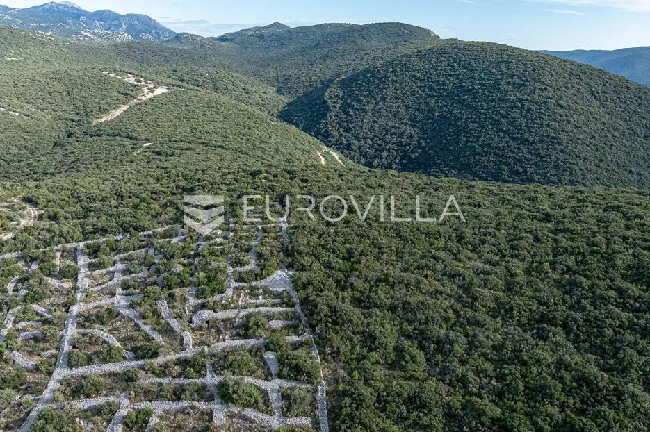 pelješac, nakovanj, poljoprivredno zemljište površine 17 000 m² - slika 10