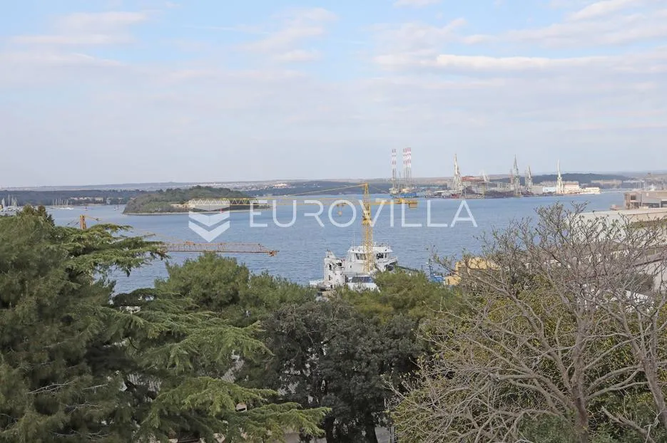 istra, pula, luksuzni penthaus 162 m² s pogledom more na top lokaciji - slika 27