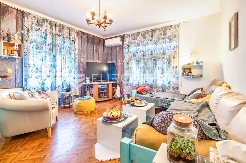 Zagreb, Pantovčak, stan za adaptaciju 92,50 m² u visokom prizemlju stambene zgrade