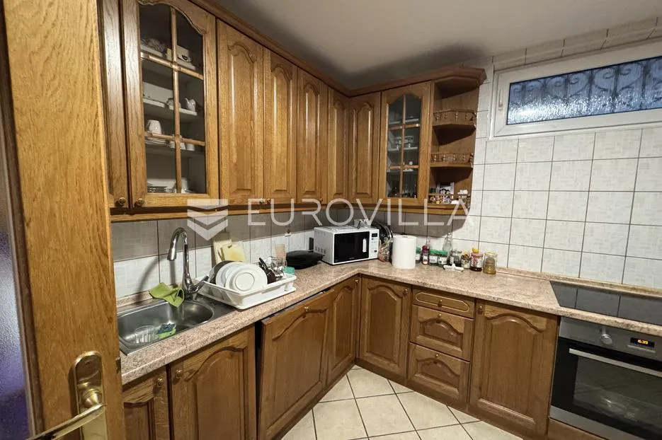 đakovo, centar, luksuzna kuća 470 m2 na izuzetnoj lokaciji - slika 36