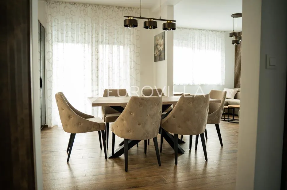 vukovar, mitnica, luksuzan četverosoban stan 102,06 m² - slika 7