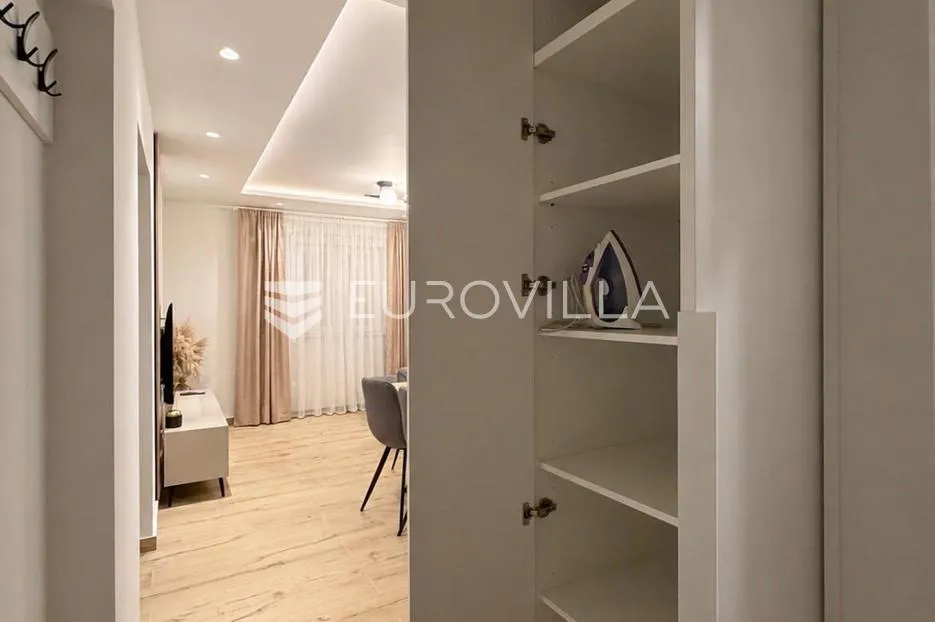 kaštel novi, novouređen dvosobna stan - slika 8