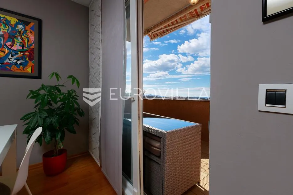 viškovo, marčelji, odličan peterosoban stan 151 m², dvoetažan - slika 7
