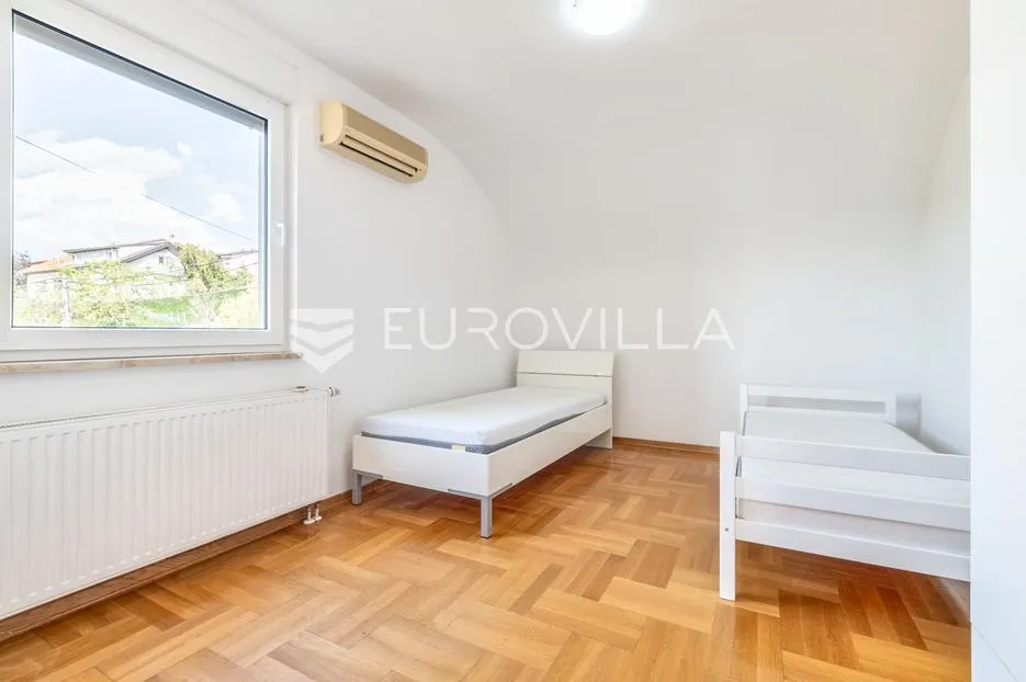 zagreb, vrhovec, odličan četverosoban stan s garažom, 128 m² - slika 7
