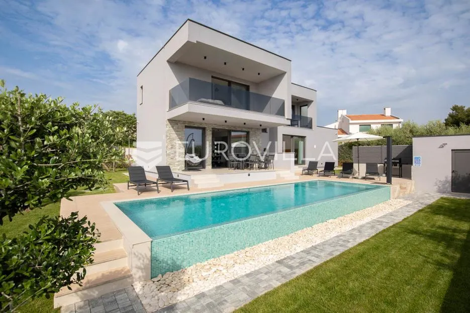 Istra, Ližnjan, dugoročni najam moderne vile s bazenom od 32 m², pogledom na more i otoke