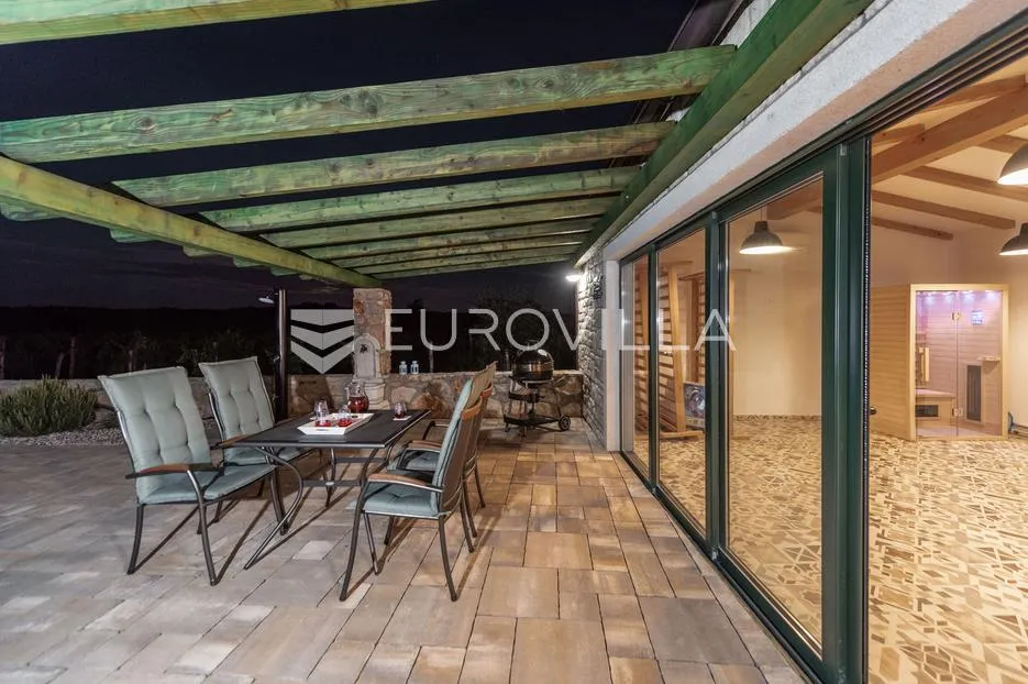 istra, umag, autentična istarska kamena kuća 260 m², okružena zelenilom, 1349 m² okućnice - slika 65