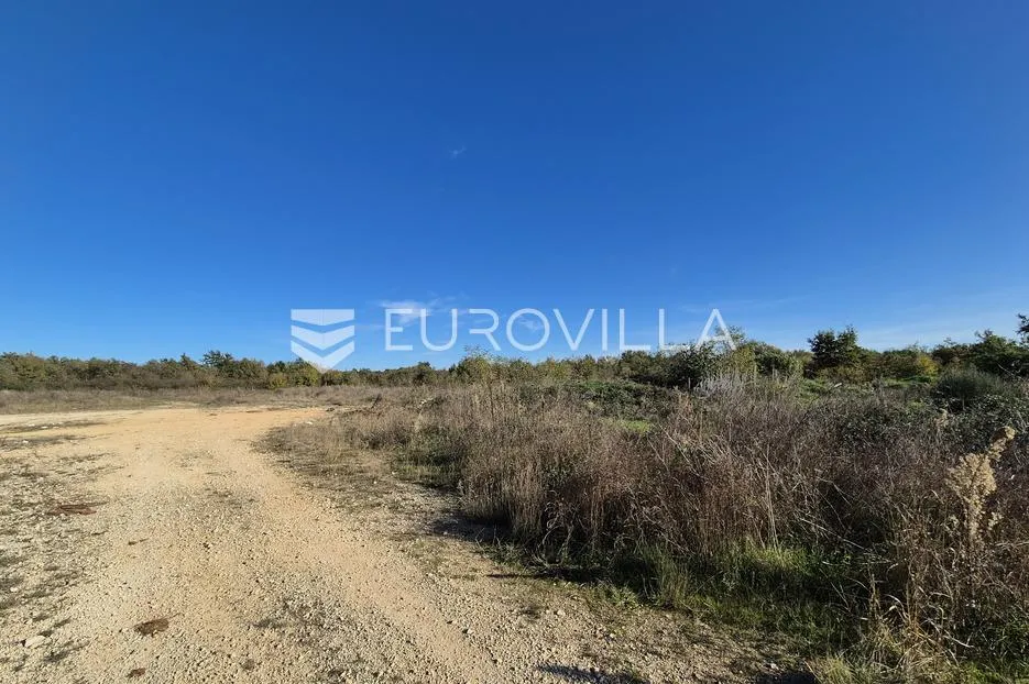 istra, poreč, gospodarsko zemljište u industrijskoj zoni 12.330m2 - slika 3