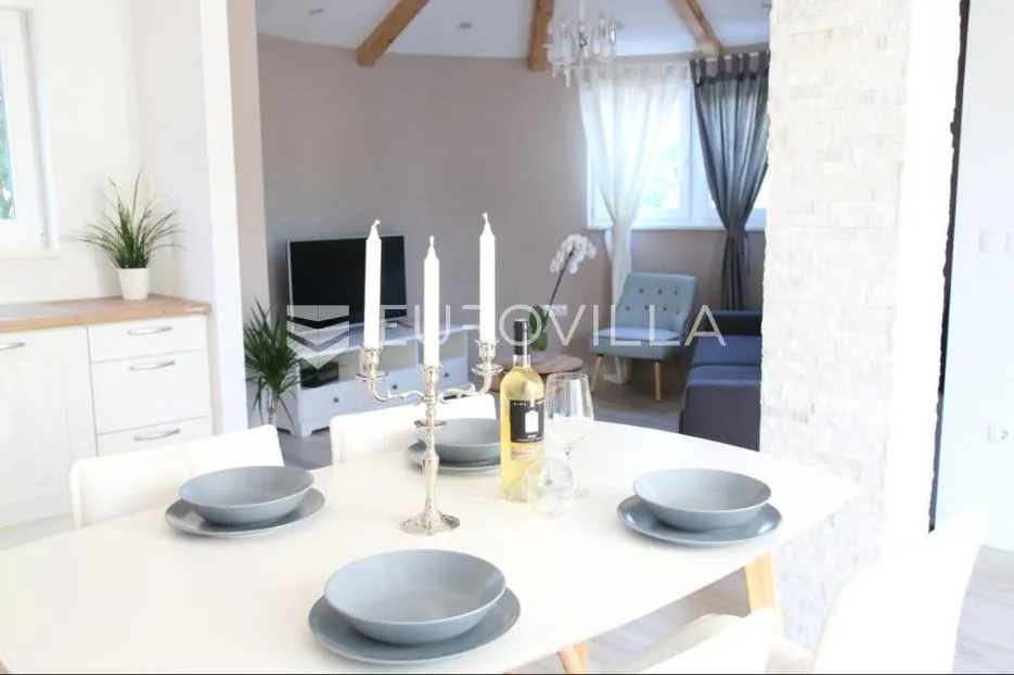 zadar, kruševo, vila s bazenom prvi red do mora, najam - slika 3