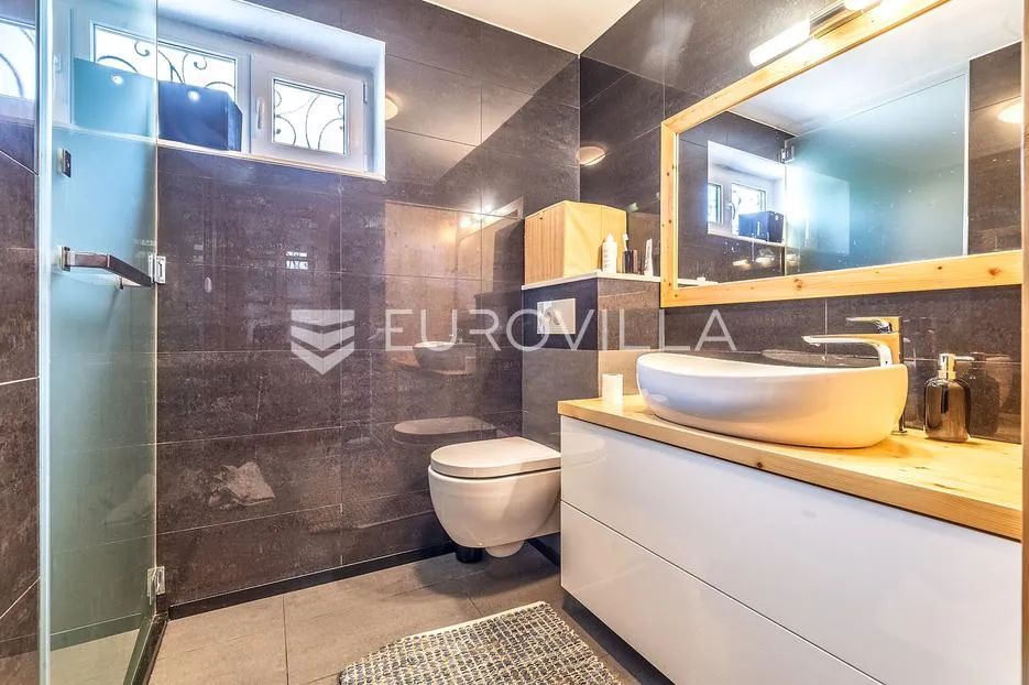 jastrebarsko, plešivica, novogradnja prekrasna kuća 100 m2 s okućnicom 3000m2 - slika 9