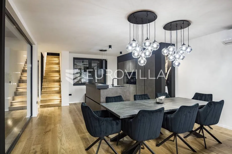 istra, medulin, prekrasna moderna dvojna vila 220 m² - slika 71