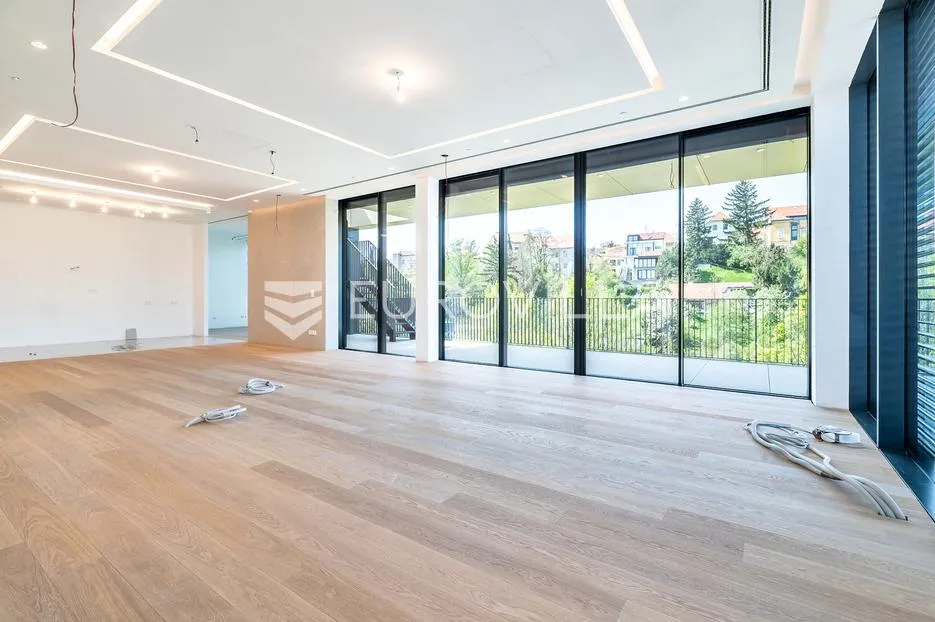kaptol centar luksuzan penthouse 304 m² - slika 3