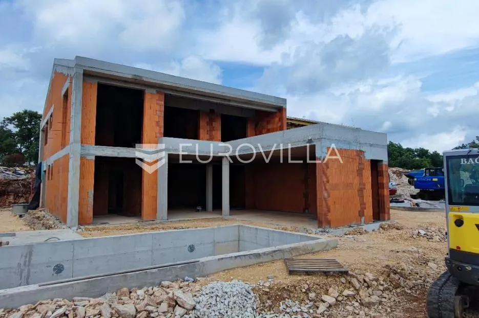 istra, vodnjan, moderna vila s bazenom na mirnoj lokaciji, novogradnja - slika 3