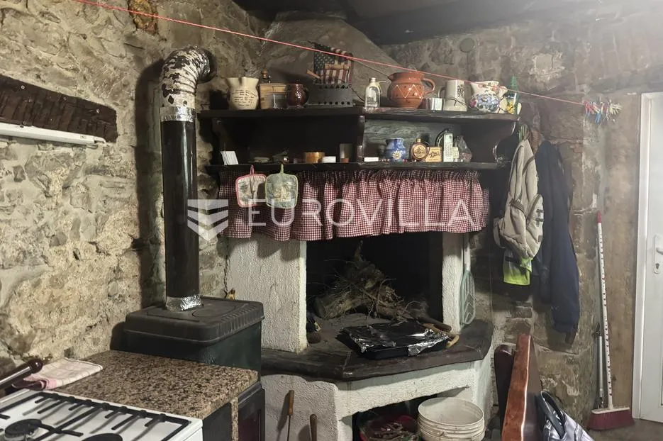 istra, gržani, kuća u nizu, štala s pogledom na butonigu, zemljište - slika 2