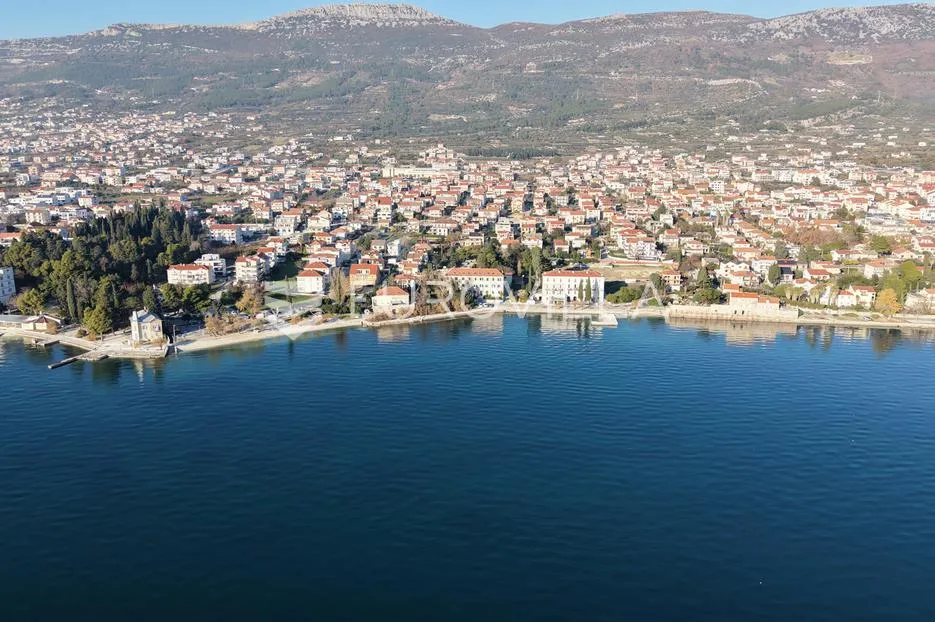 kaštel lukšić, trosoban penthouse s krovnom terasom i dva parkirna mjesta - slika 20