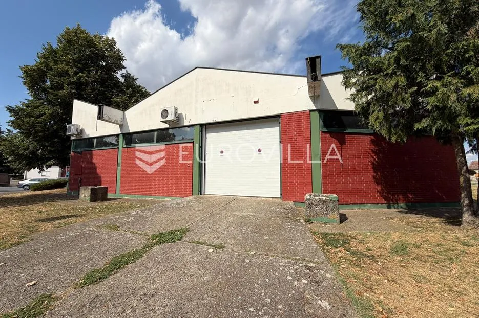 đakovo, strogi centar, poslovna zgrada 755 m² - slika 21