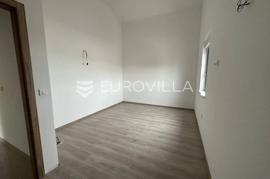 medulin, trosoban stan s pogledom more neto korisne površine od 133 m² - slika 7