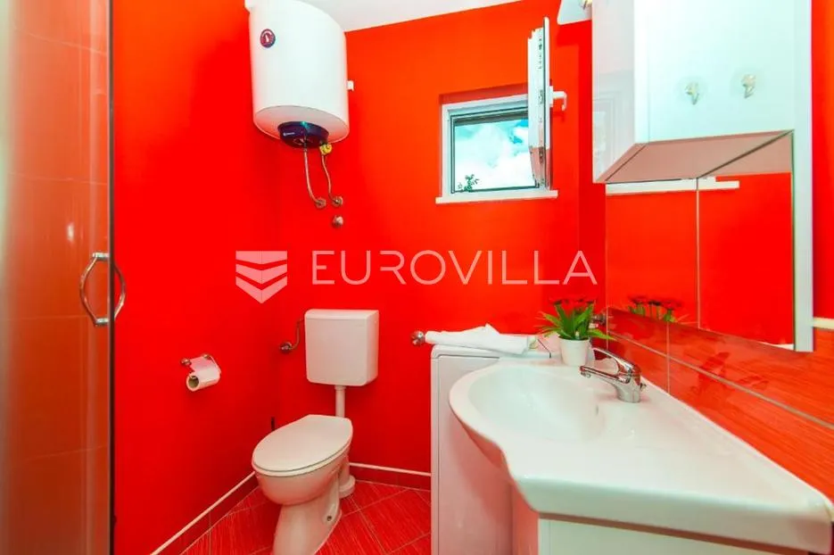 kaštel stari, odličan dvosoban stan za najam - slika 9